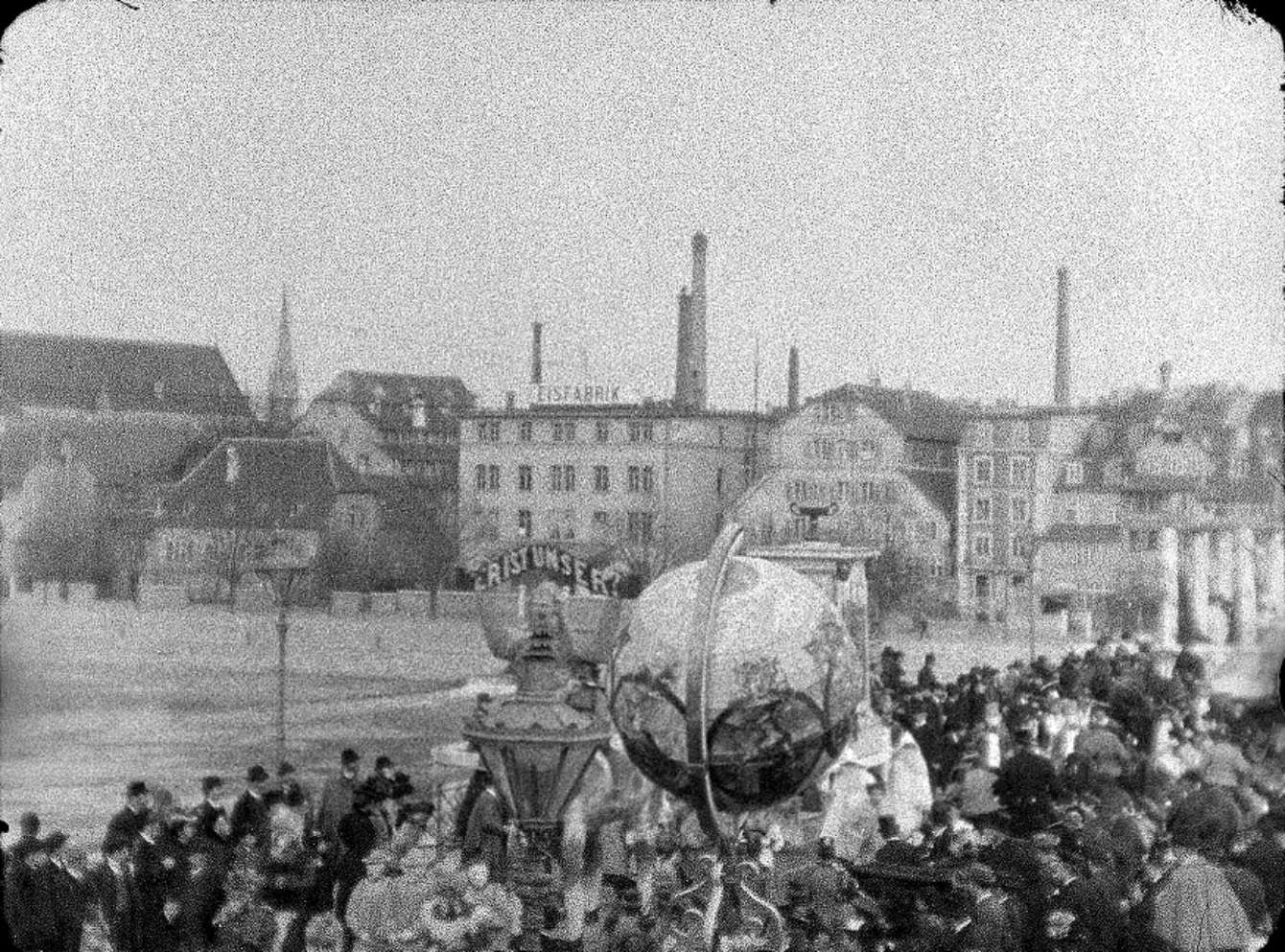 Standbild aus dem Film zur Basler Fasnacht 1898