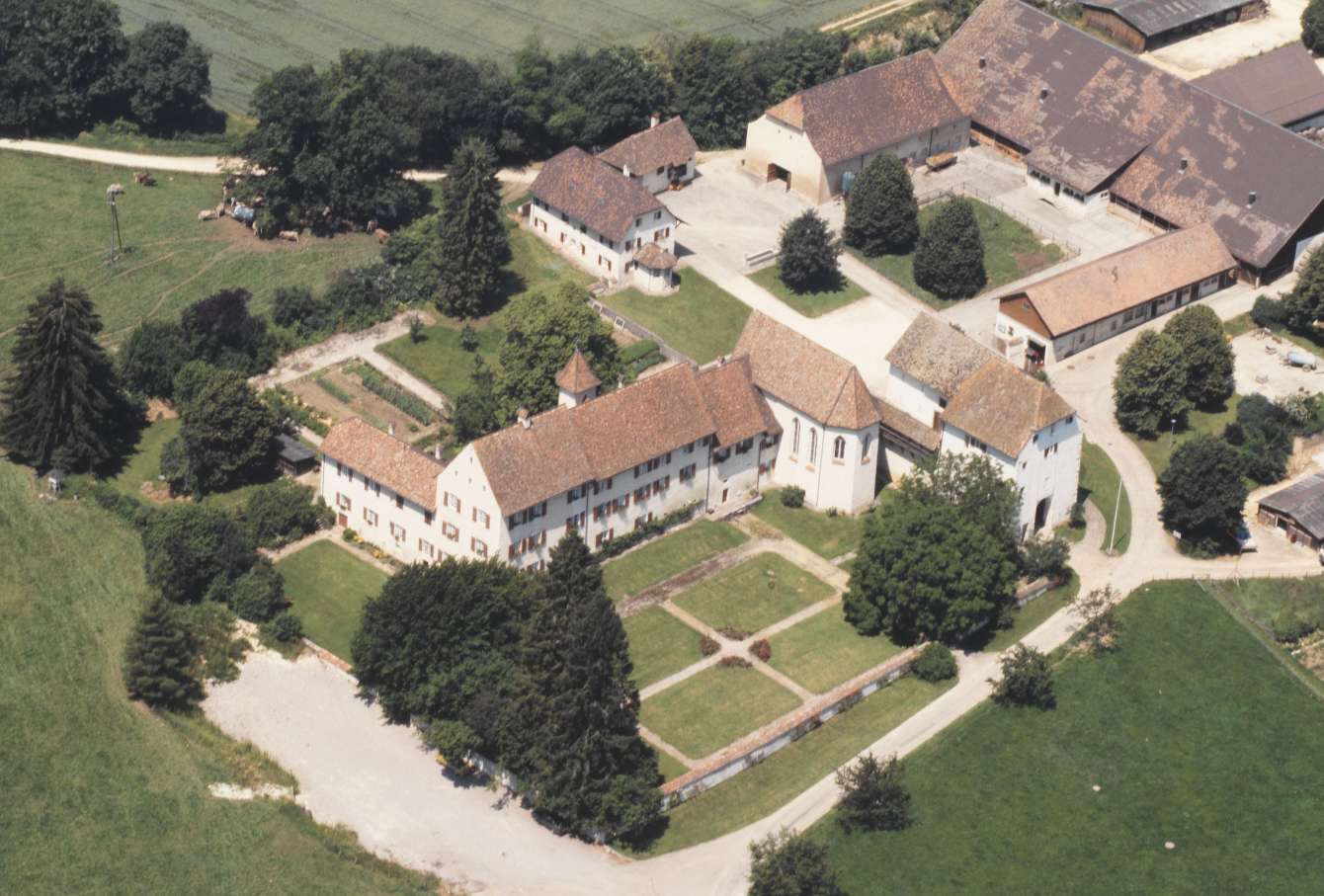 Historisches Hofgut Löwenburg, Pleigne JU, 1990