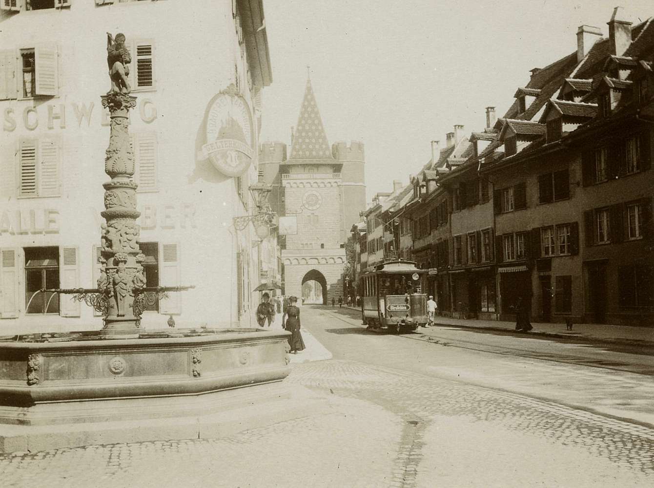 Tram Nr. 3 in der Spalenvorstadt, um 1900