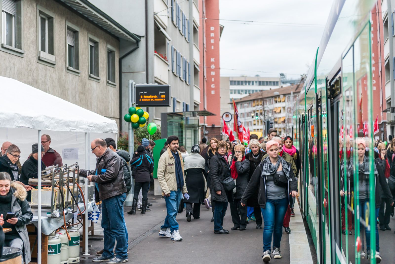 Eröffnung Tramlinie 8 nach Weil am Rhein (Foto: Ben Koechlin)