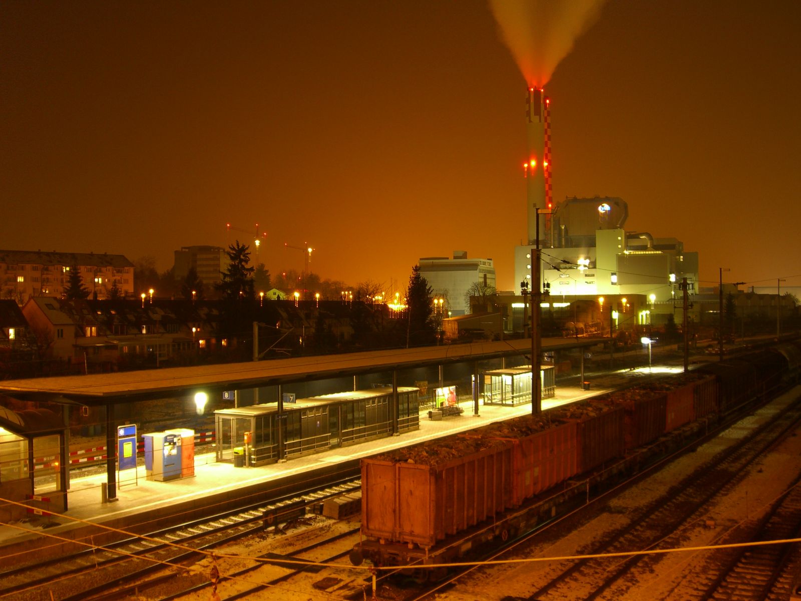 Basel St. Johann bei Nacht – {source?html}