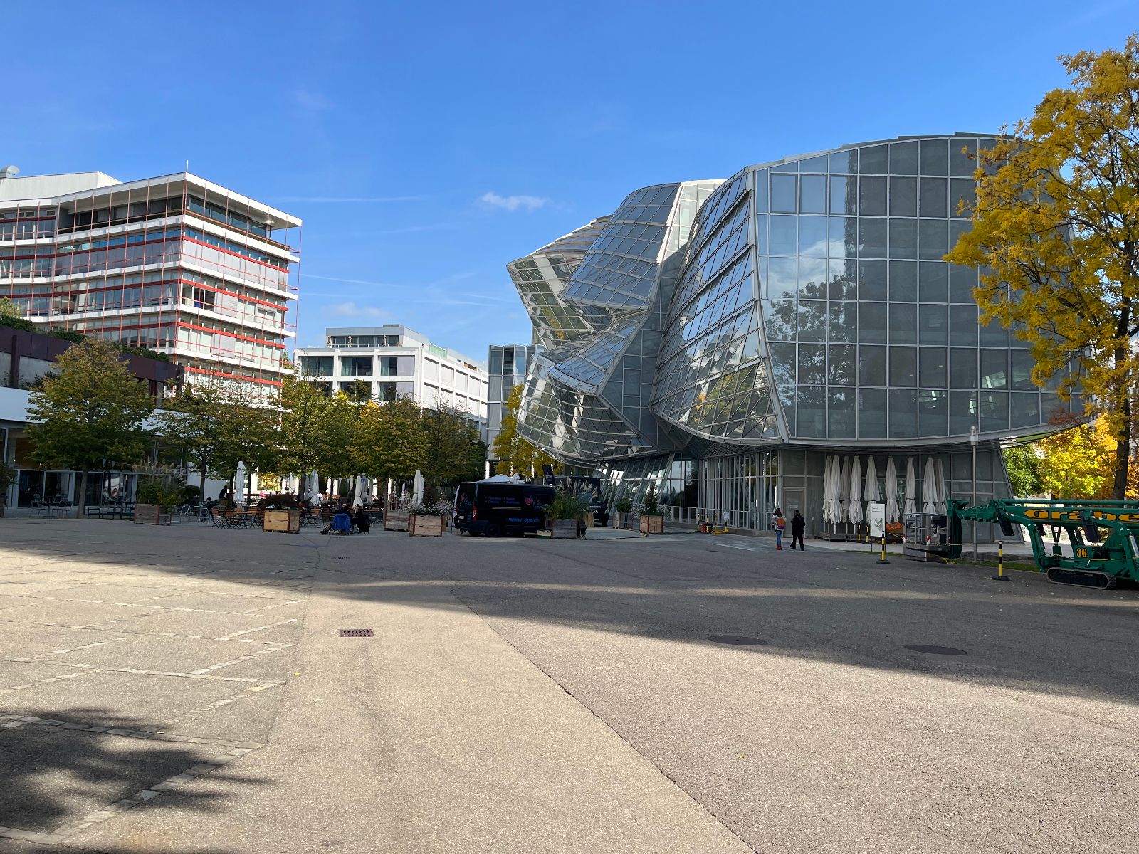 Novartis Campus, Hüningerstrasse – {source?html}